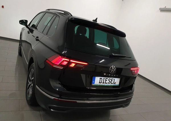 Volkswagen Tiguan cena 134999 przebieg: 141000, rok produkcji 2021 z Głuszyca małe 781